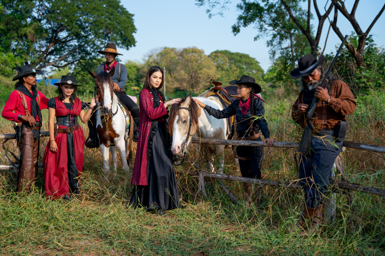 How Historical Costumes Inspire Modern Fashion
